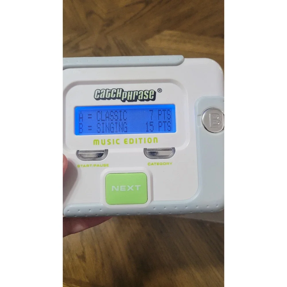 Parker Brothers Electronic Catch Phrase Music Edition Handheld Game 2008 56745
